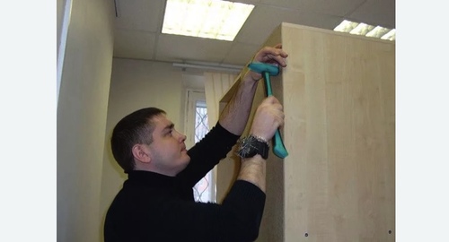 Разборка и сборка мебели в офисе. Нагорный район